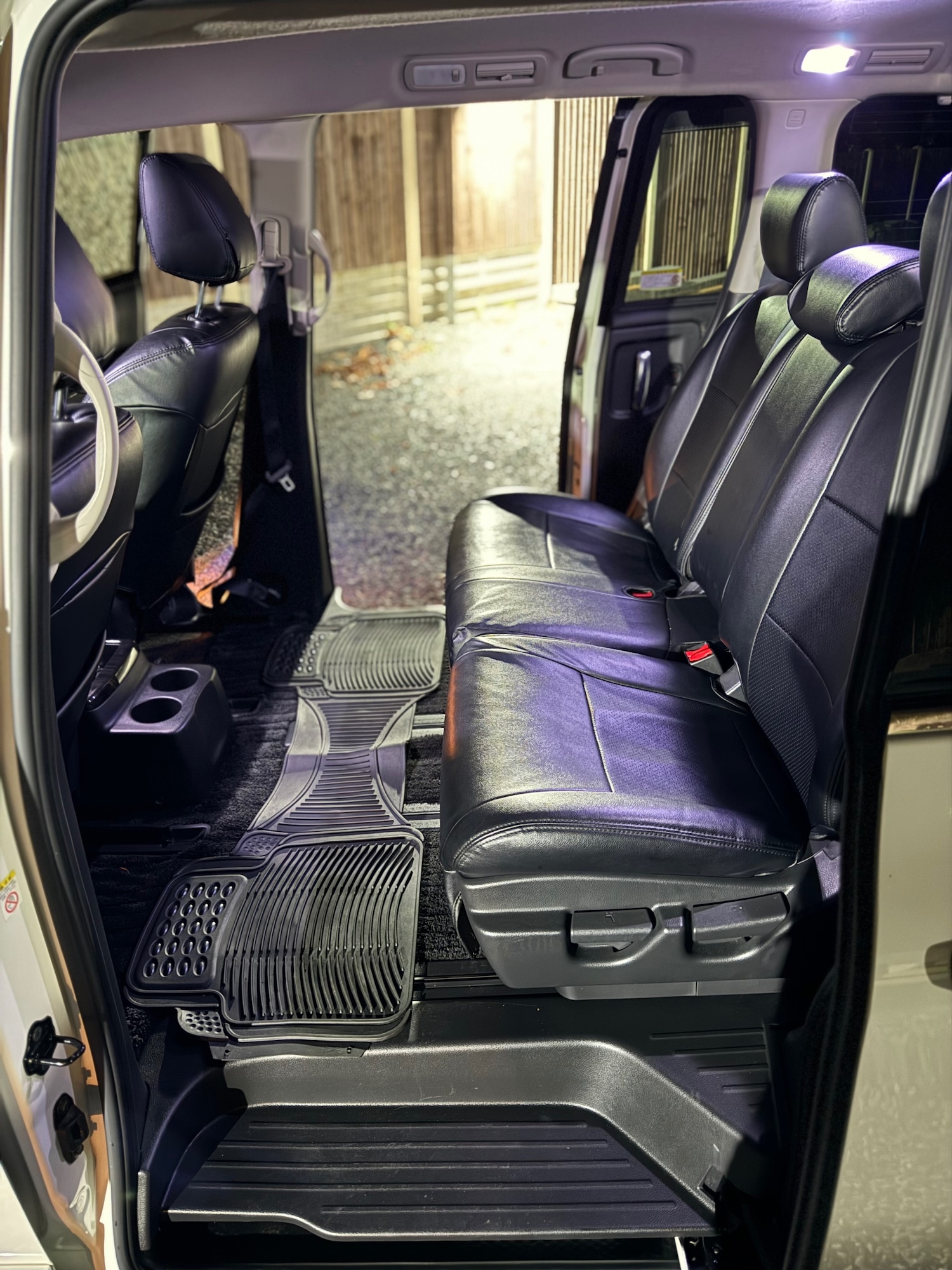 Used Nissan Elgrand 2025 for sale - 77097044: Photo 58