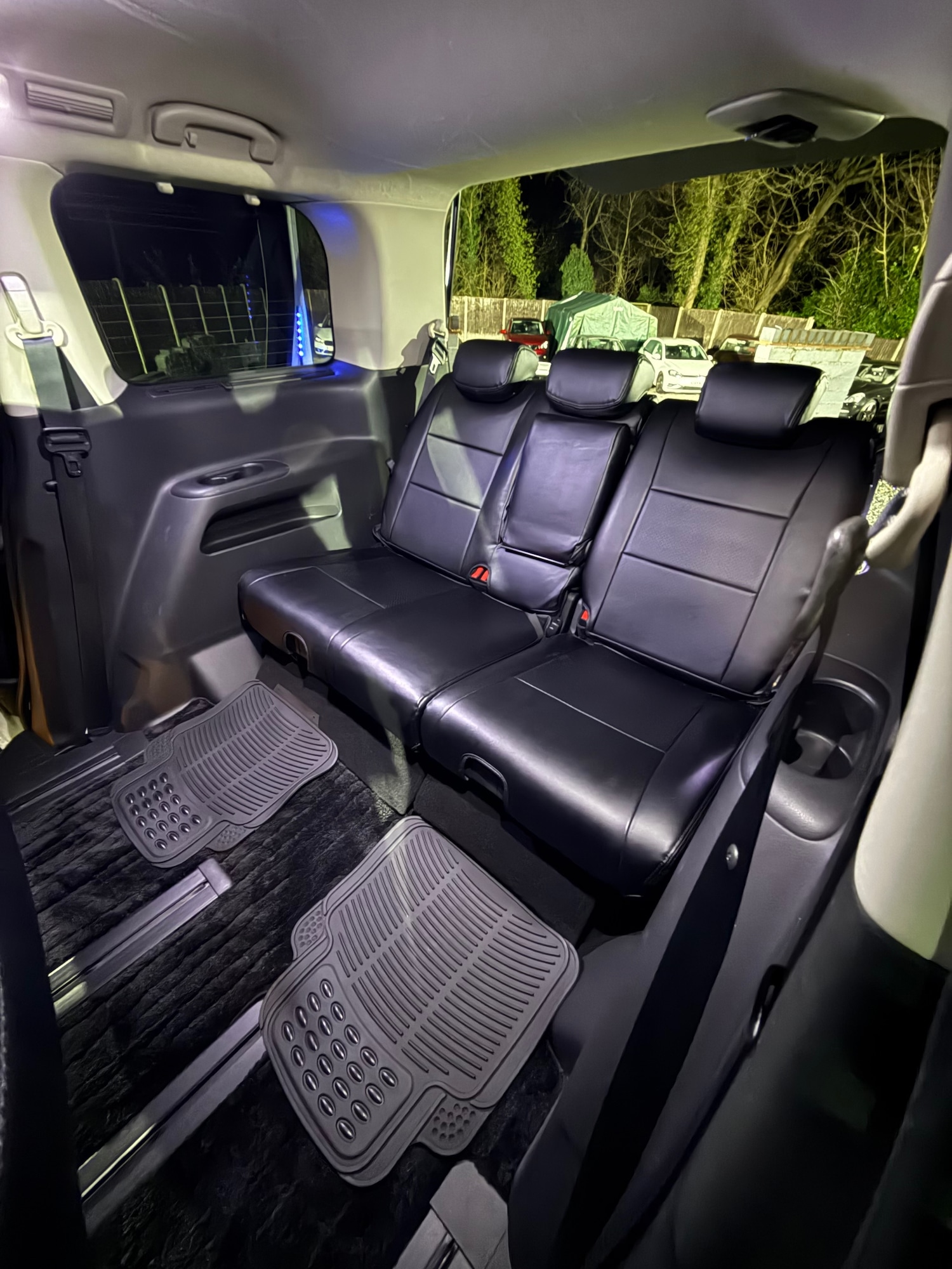 Used Nissan Elgrand 2025 for sale - 77097044: Photo 6