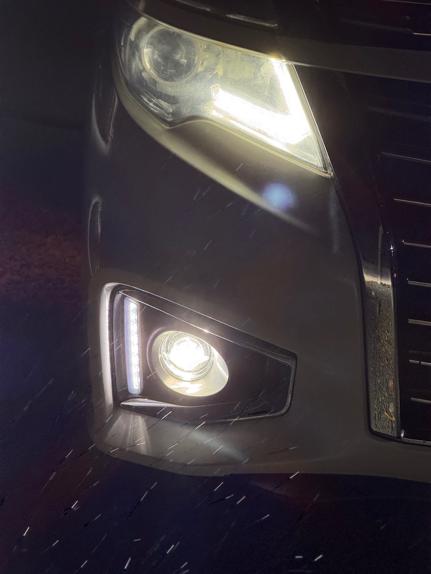 Used Nissan Elgrand 2025 for sale - 77097044: Photo 70