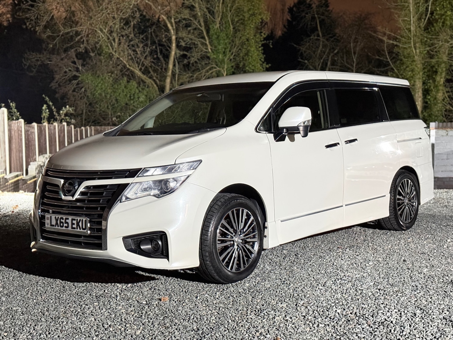 Used Nissan Elgrand 2025 for sale - 77097044: Photo 9
