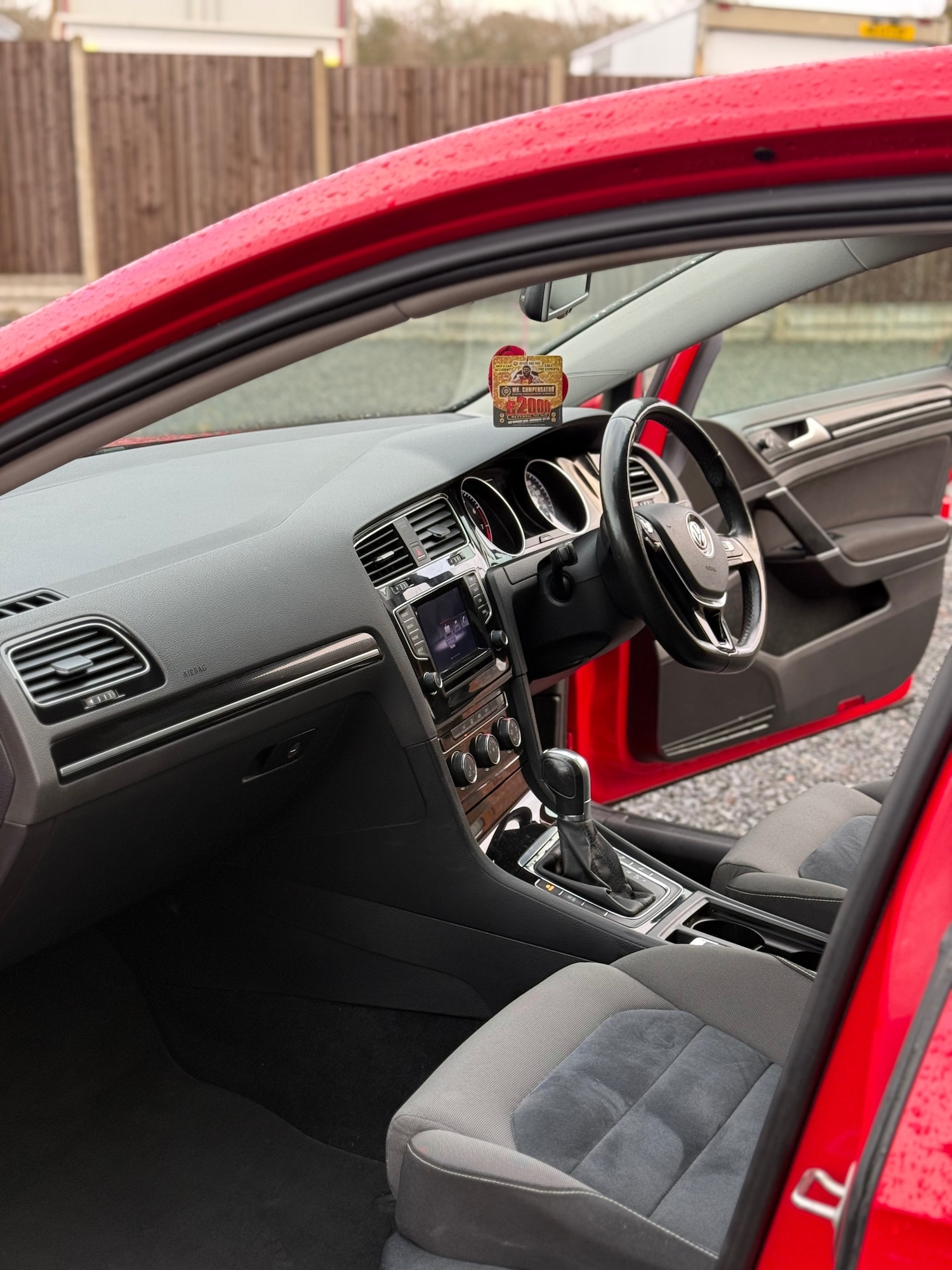 Used Volkswagen Golf 2015 for sale - 77160781: Photo 40