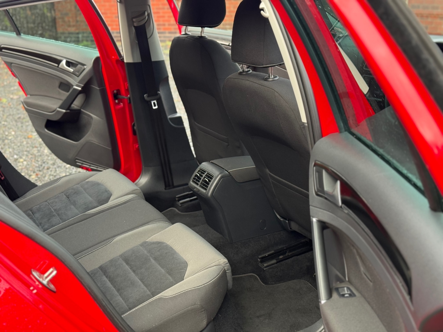 Used Volkswagen Golf 2015 for sale - 77160781: Photo 41