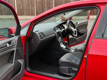 Used Volkswagen Golf 2015 for sale - 77160781: Photo