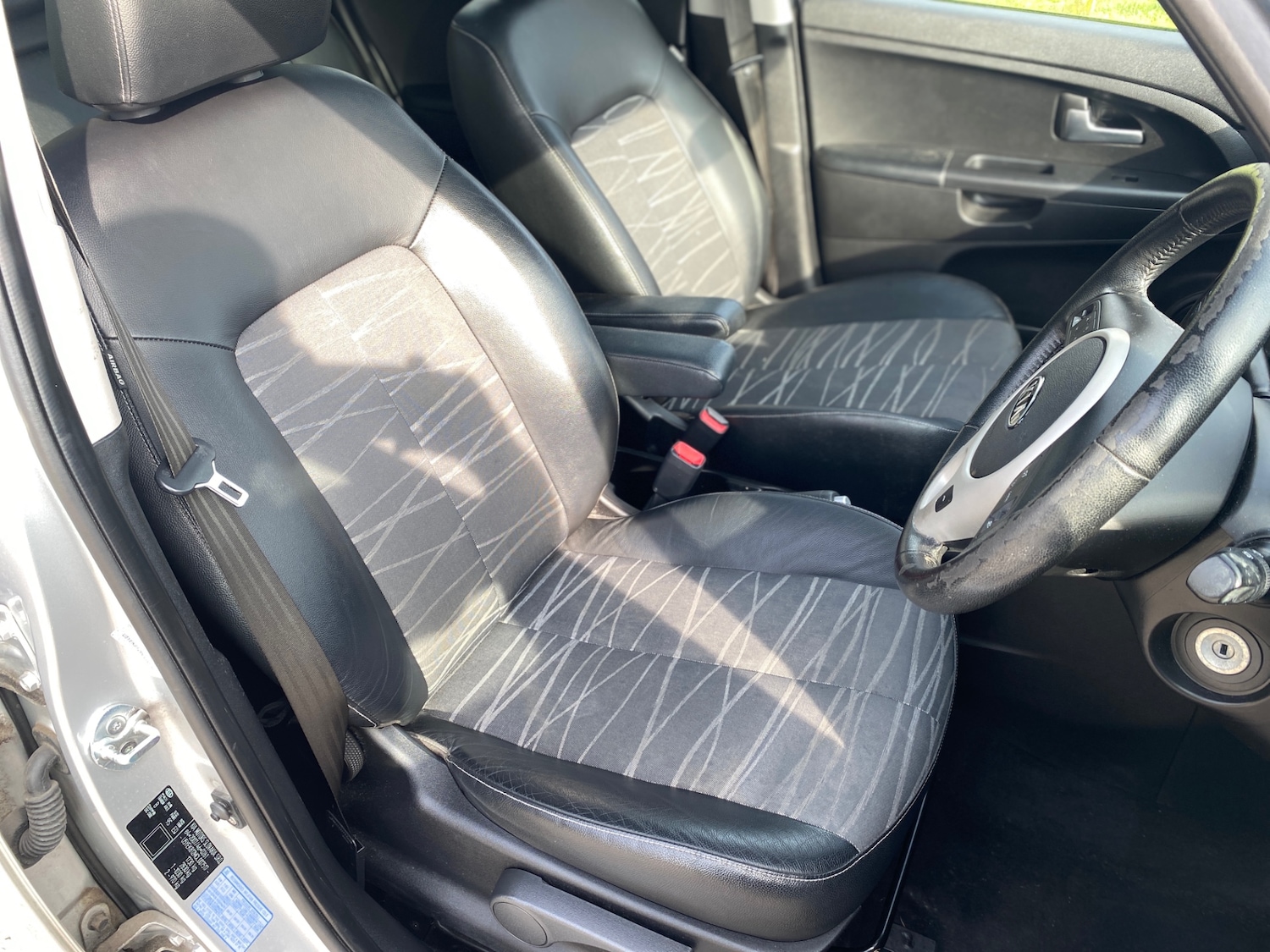 Used Kia Venga 2011 for sale - 78014655: Photo 13