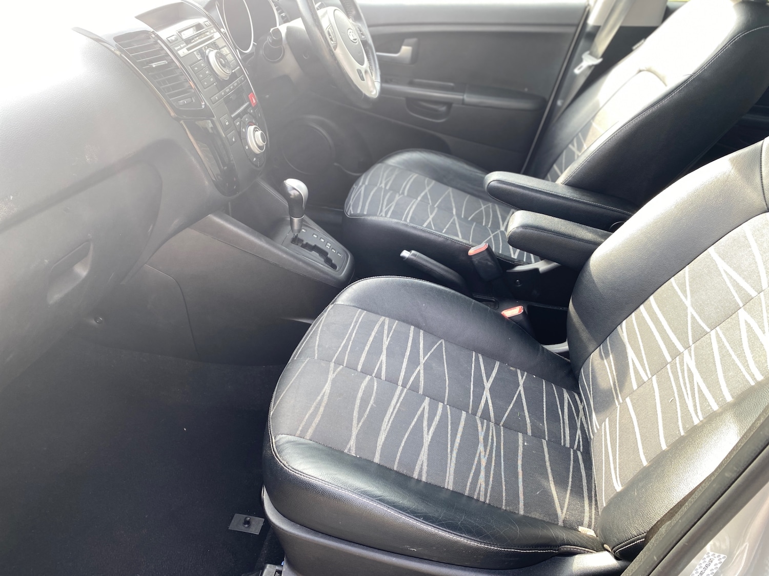 Used Kia Venga 2011 for sale - 78014655: Photo 16