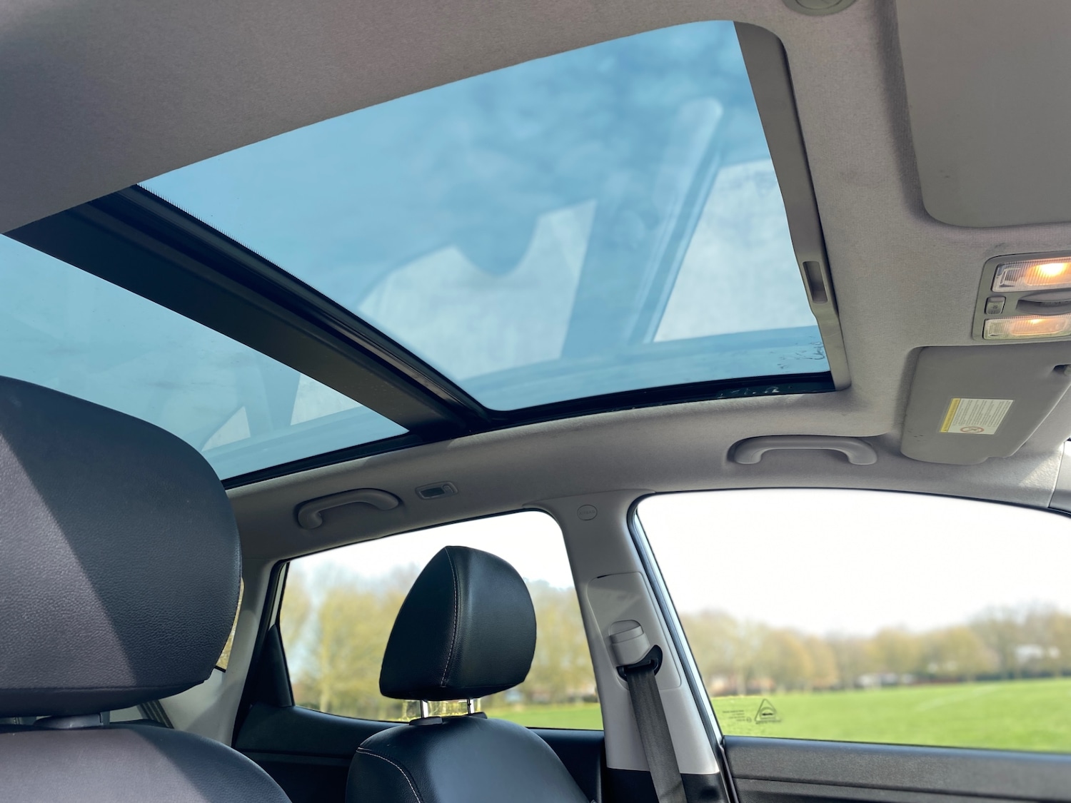 Used Kia Venga 2011 for sale - 78014655: Photo 18