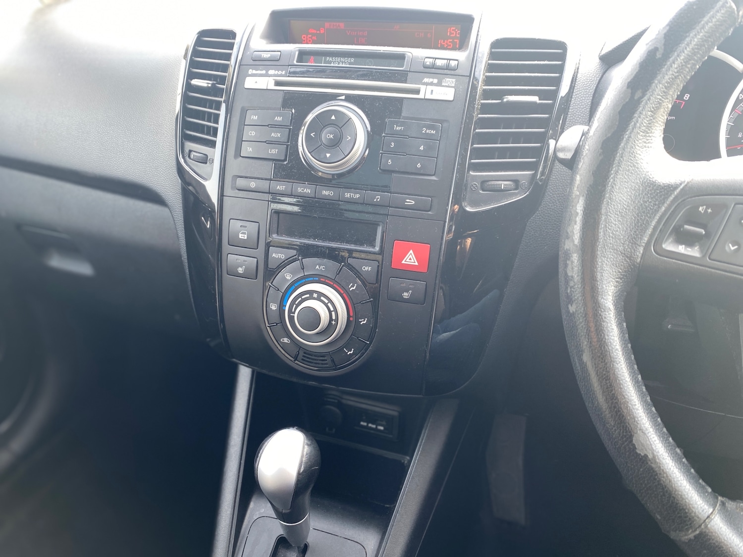 Used Kia Venga 2011 for sale - 78014655: Photo 19