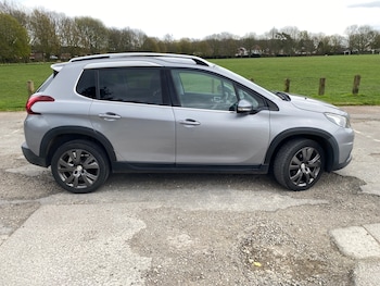 Used Peugeot 2008 2016 for sale - 78381638: Photo