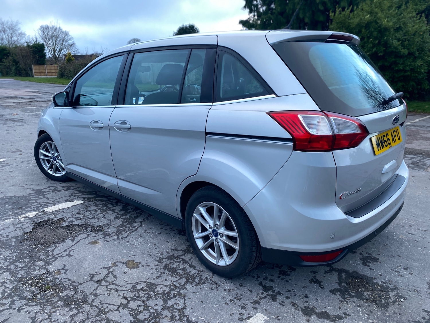 Used Ford Grand C-Max 2016 for sale - 76918155: Photo 9