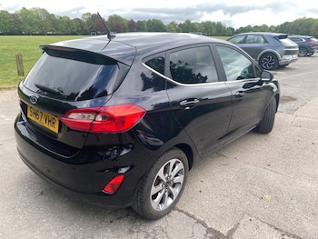 Used Ford Fiesta 2017 for sale - 78618642: Photo