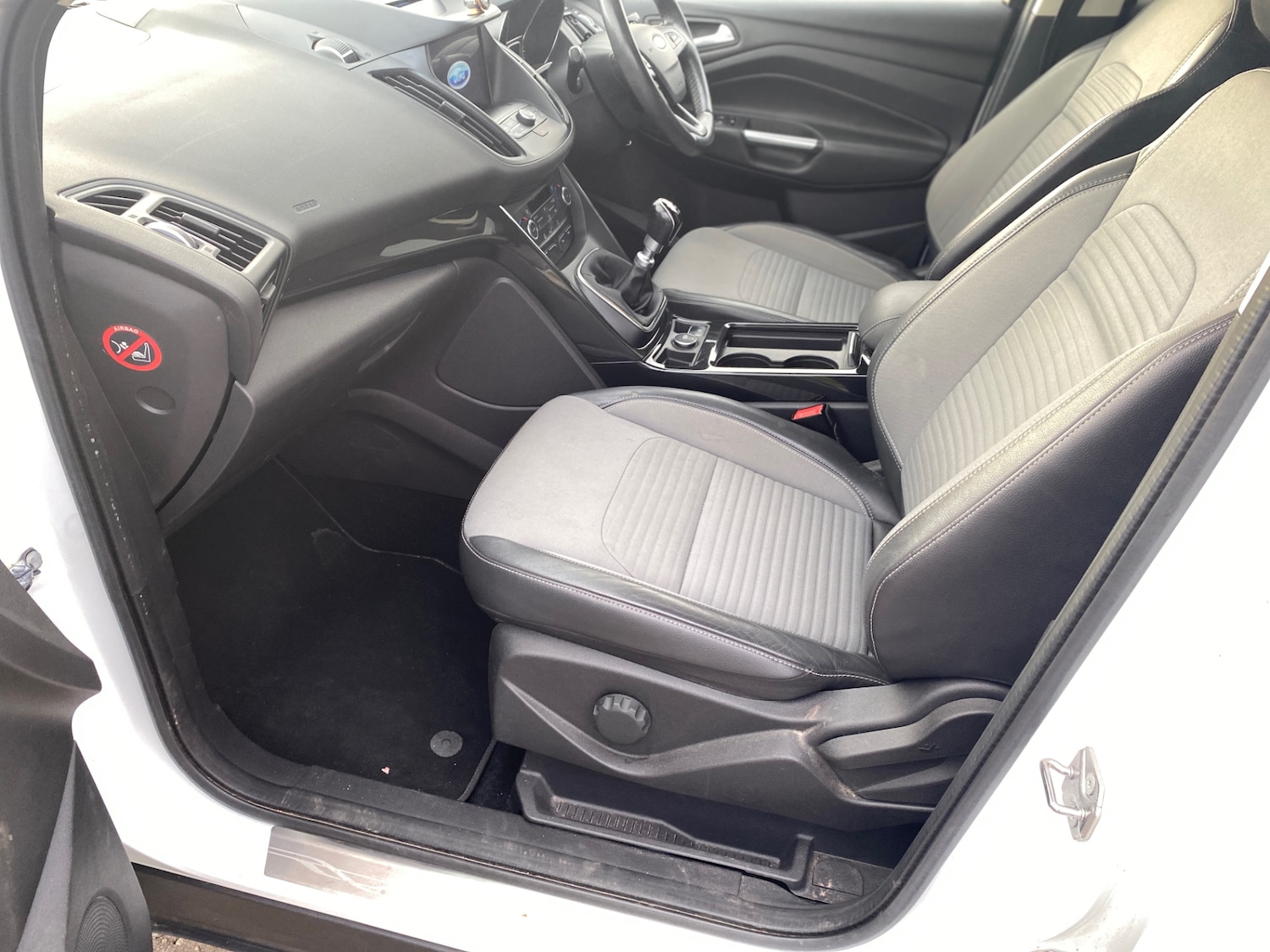 Used Ford Kuga 2017 for sale - 76290615: Photo 16