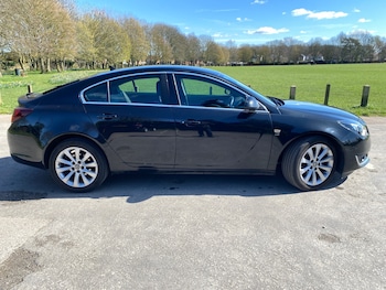 Used Vauxhall Insignia 2015 for sale - 78299015: Photo