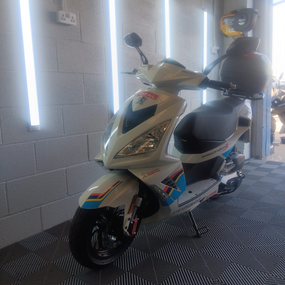 Used Peugeot SPEEDFIGHT 125 2017 for sale - 78782324: Photo 11