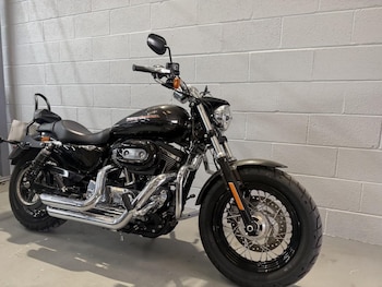 Used Harley-Davidson SPORTSTER CUSTOM 2019 for sale - bike-79060116: Photo