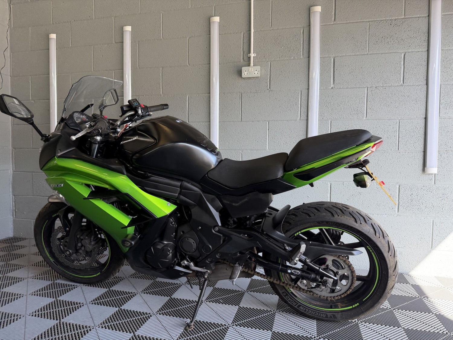 Kawasaki ER