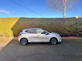 Used Renault Clio 2020 for sale - 74636715: Photo