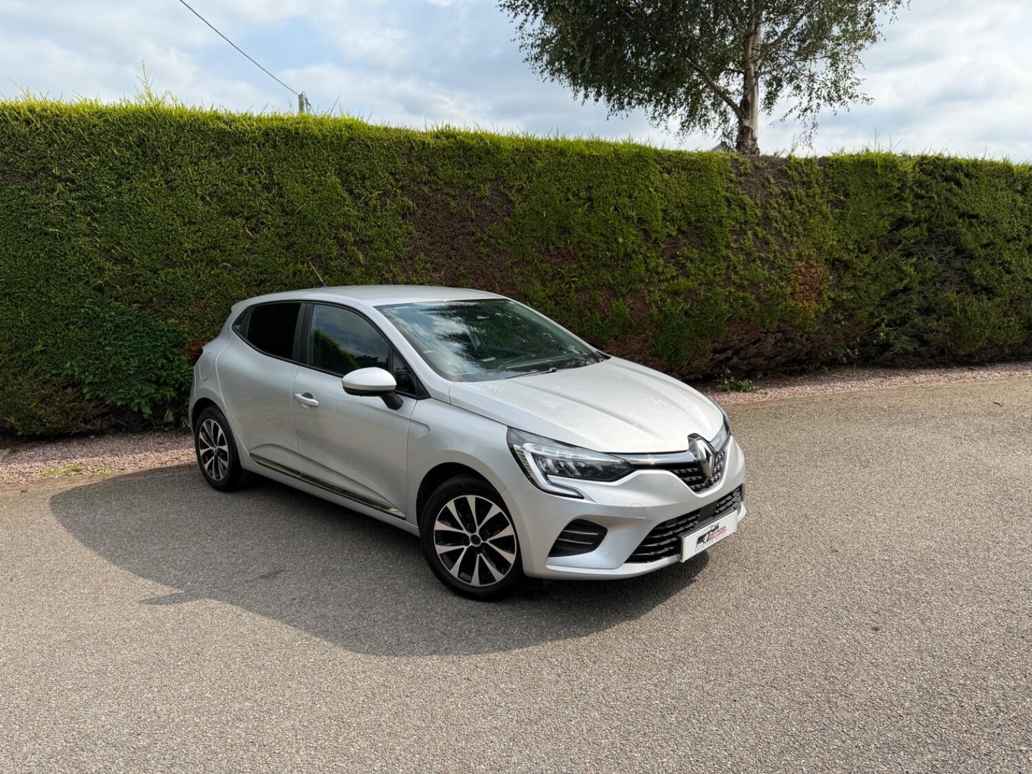 Used Renault Clio 2020 for sale - 76006407: Photo 1