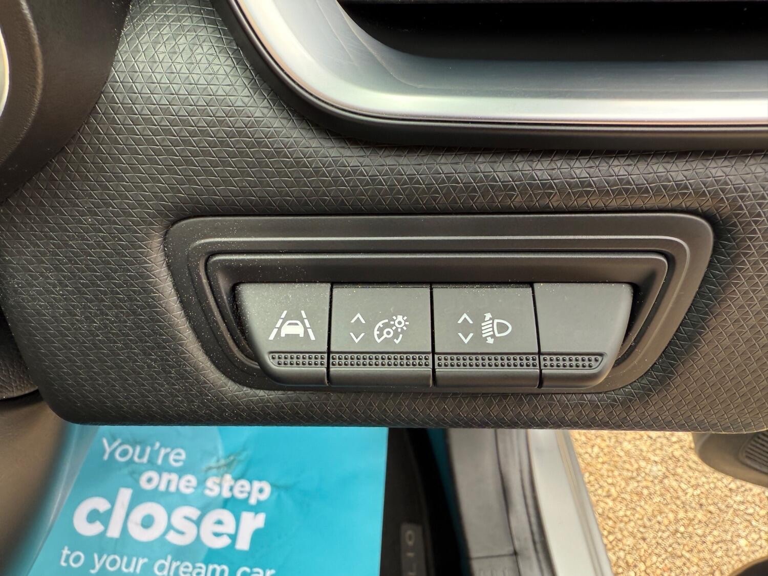 Used Renault Clio 2020 for sale - 76006407: Photo 17