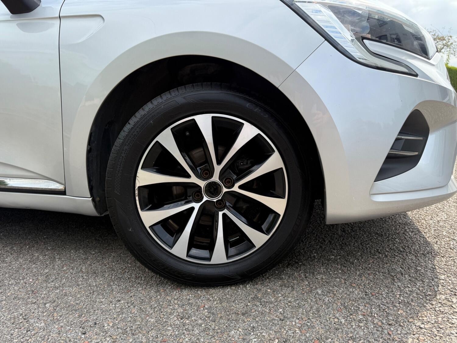 Used Renault Clio 2020 for sale - 76006407: Photo 3