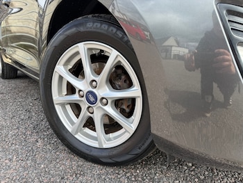 Used Ford Fiesta 2017 for sale - 78883790: Photo