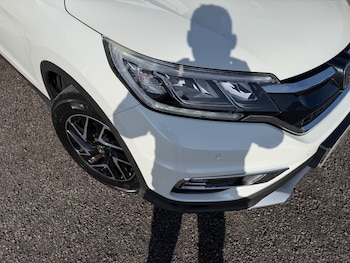 Used Honda CR-V 2017 for sale - 77932945: Photo