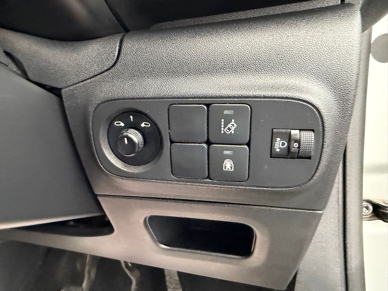 Used Citroen C3 2017 for sale - 76393470: Photo 11