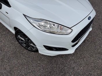 Used Ford Fiesta 2016 for sale - 79459713: Photo