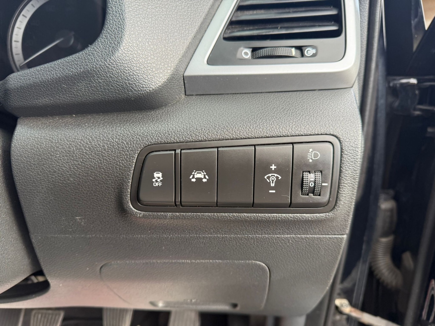Used Hyundai TUCSON 2017 for sale - 76005056: Photo 12