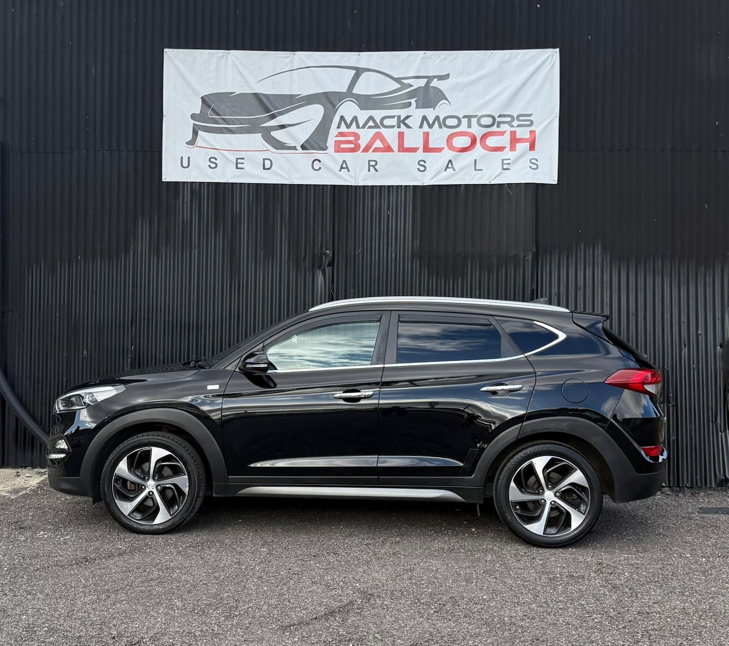 Used Hyundai TUCSON 2017 for sale - 76005056: Photo 8