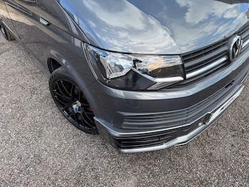 Used Volkswagen Transporter 2017 for sale - 78198179: Photo