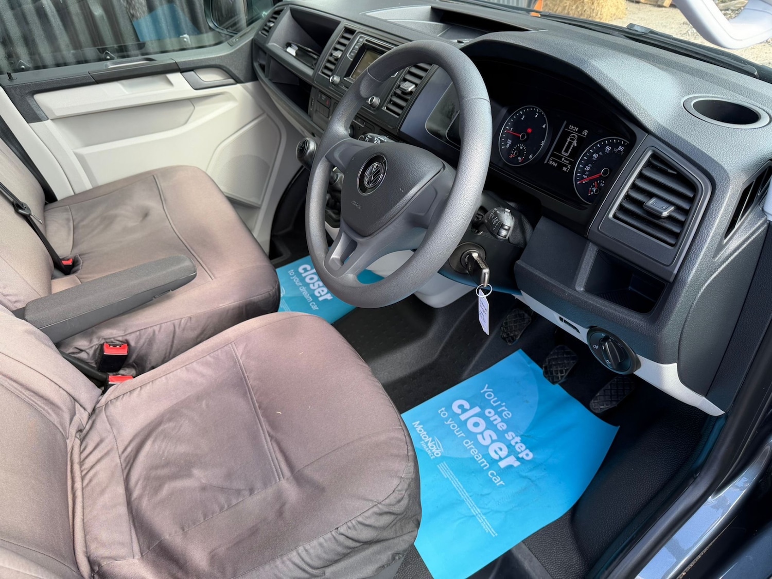 Used Volkswagen Transporter 2017 for sale - 78198179: Photo 9