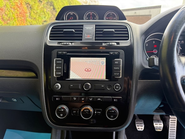 Used Volkswagen Scirocco 2015 for sale - 75627218: Photo 19