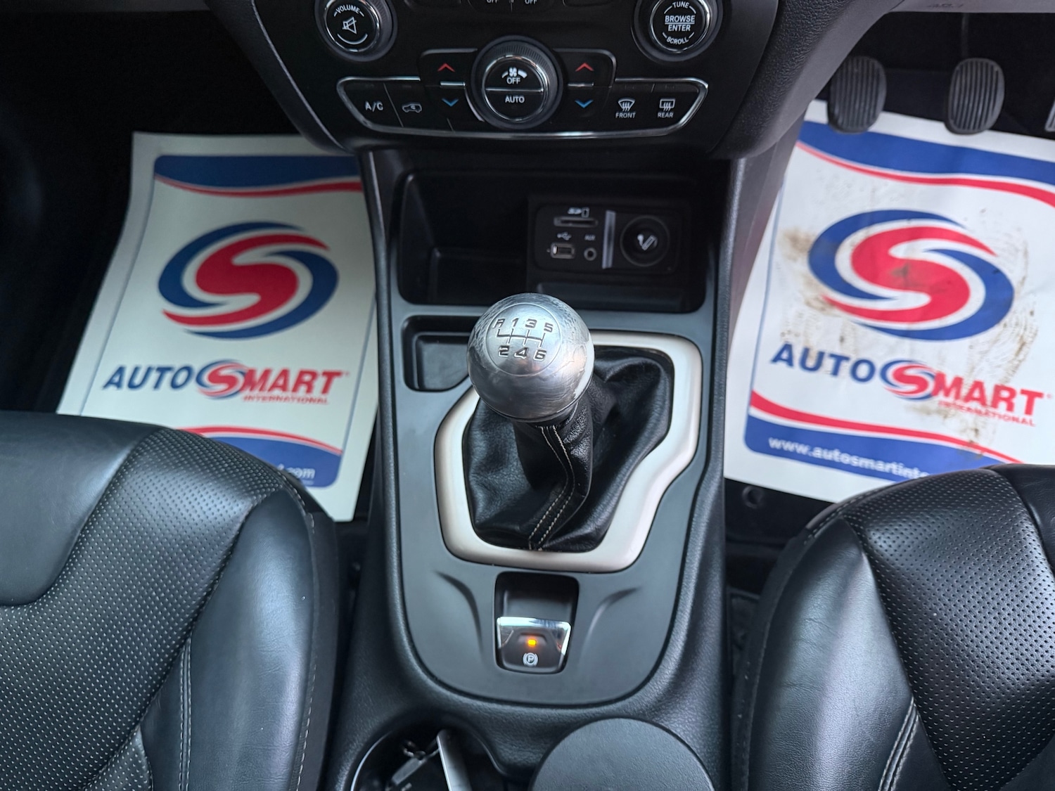 Used Jeep Cherokee 2015 for sale - 77516028: Photo 21