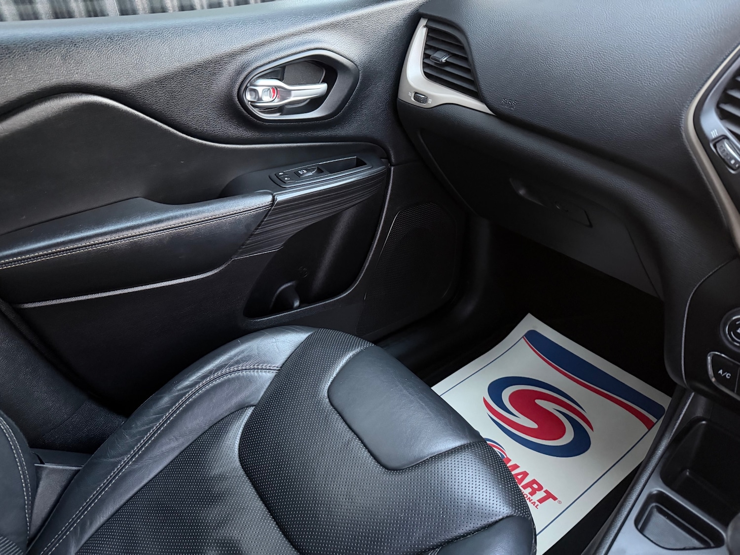 Used Jeep Cherokee 2015 for sale - 77516028: Photo 22