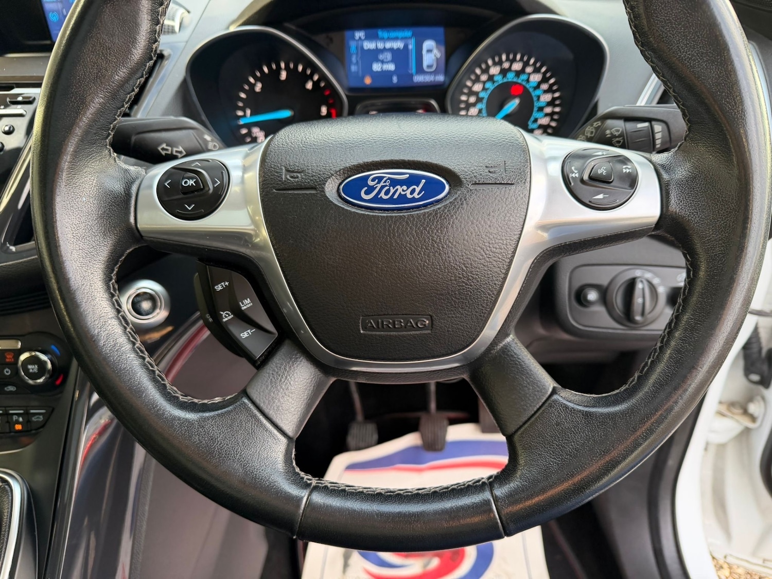 Used Ford Kuga 2014 for sale - 76792675: Photo 17