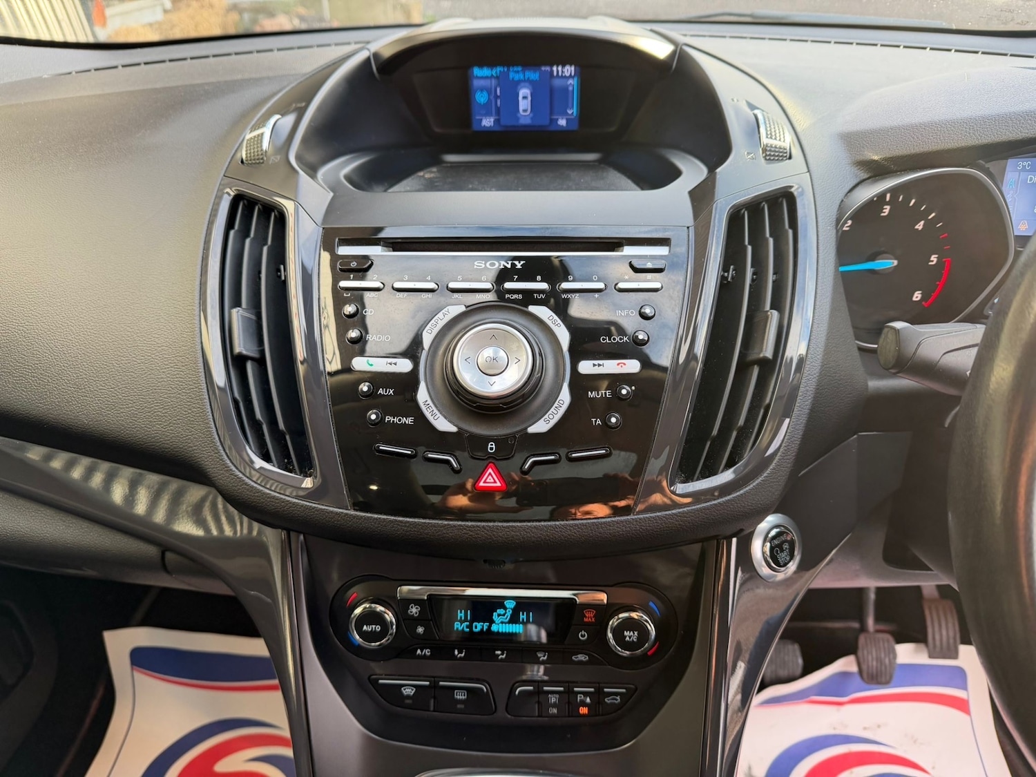 Used Ford Kuga 2014 for sale - 76792675: Photo 19