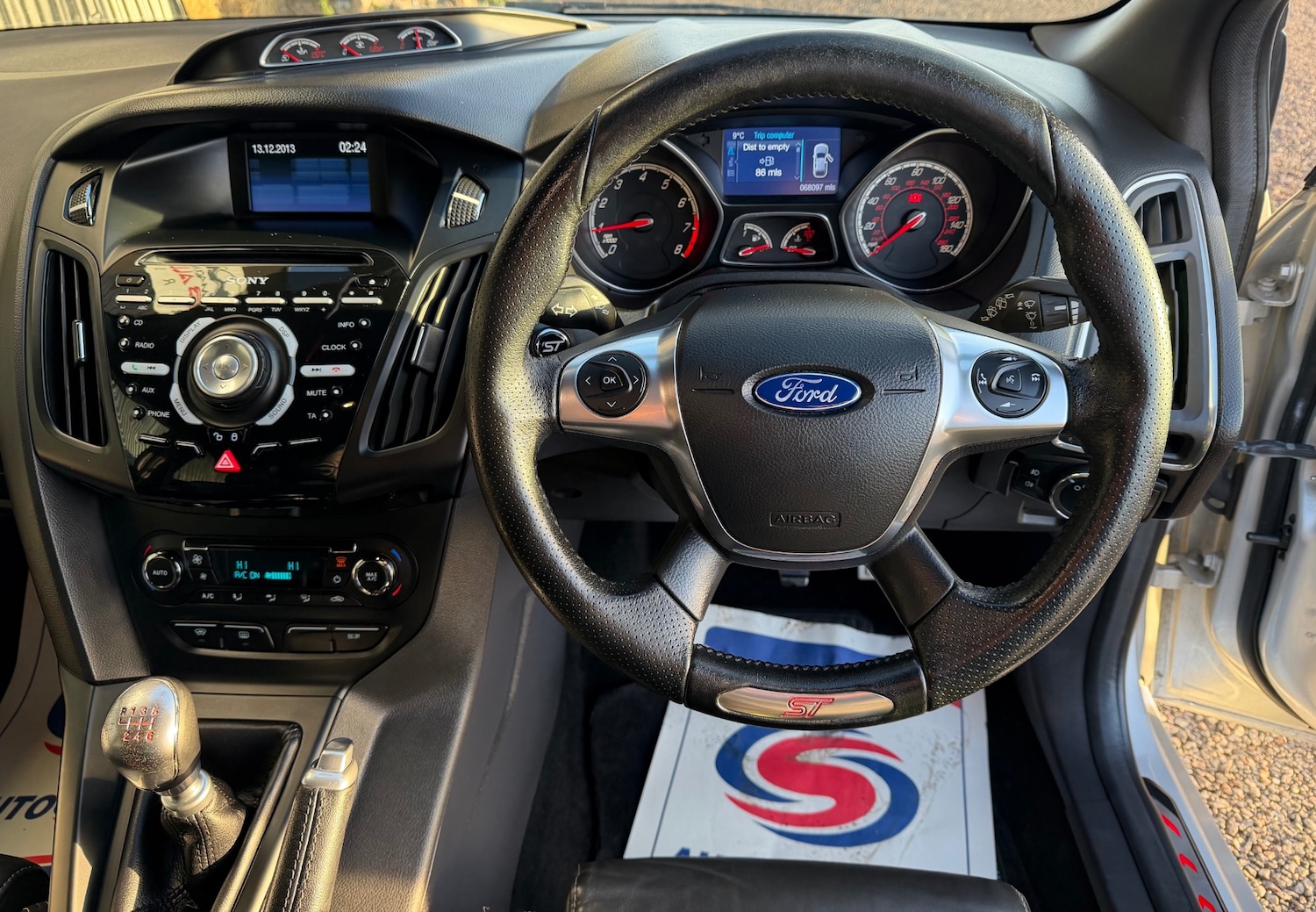 Used Ford Focus 2014 for sale - 77000910: Photo 15