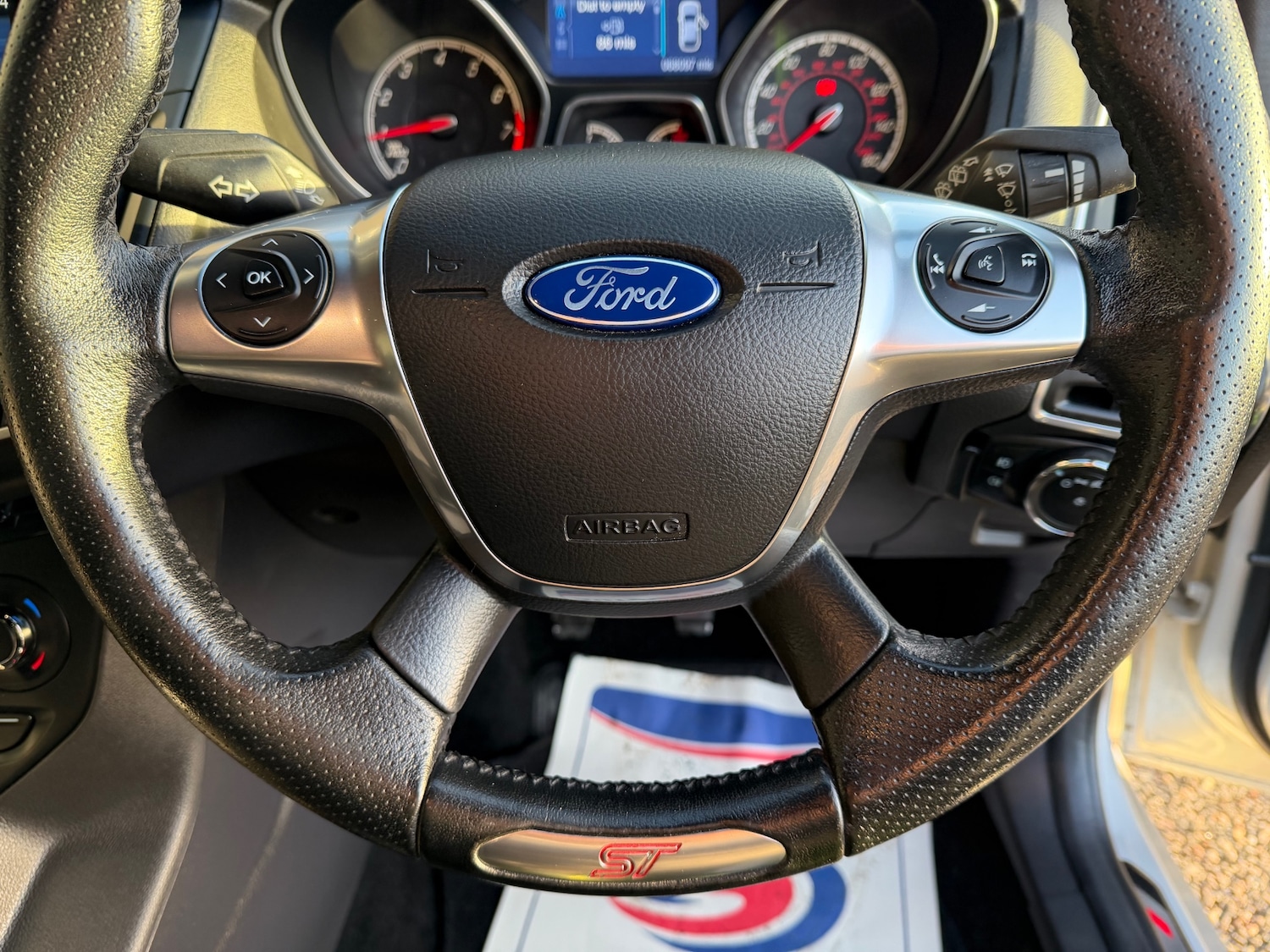 Used Ford Focus 2014 for sale - 77000910: Photo 16