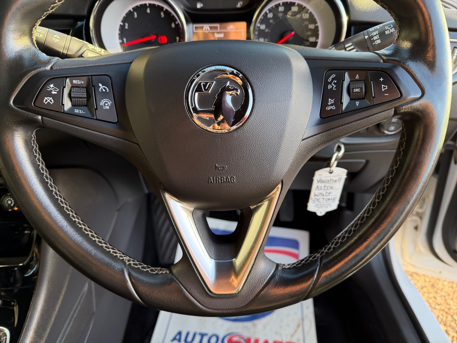 Used Vauxhall Astra 2017 for sale - 77000903: Photo 17