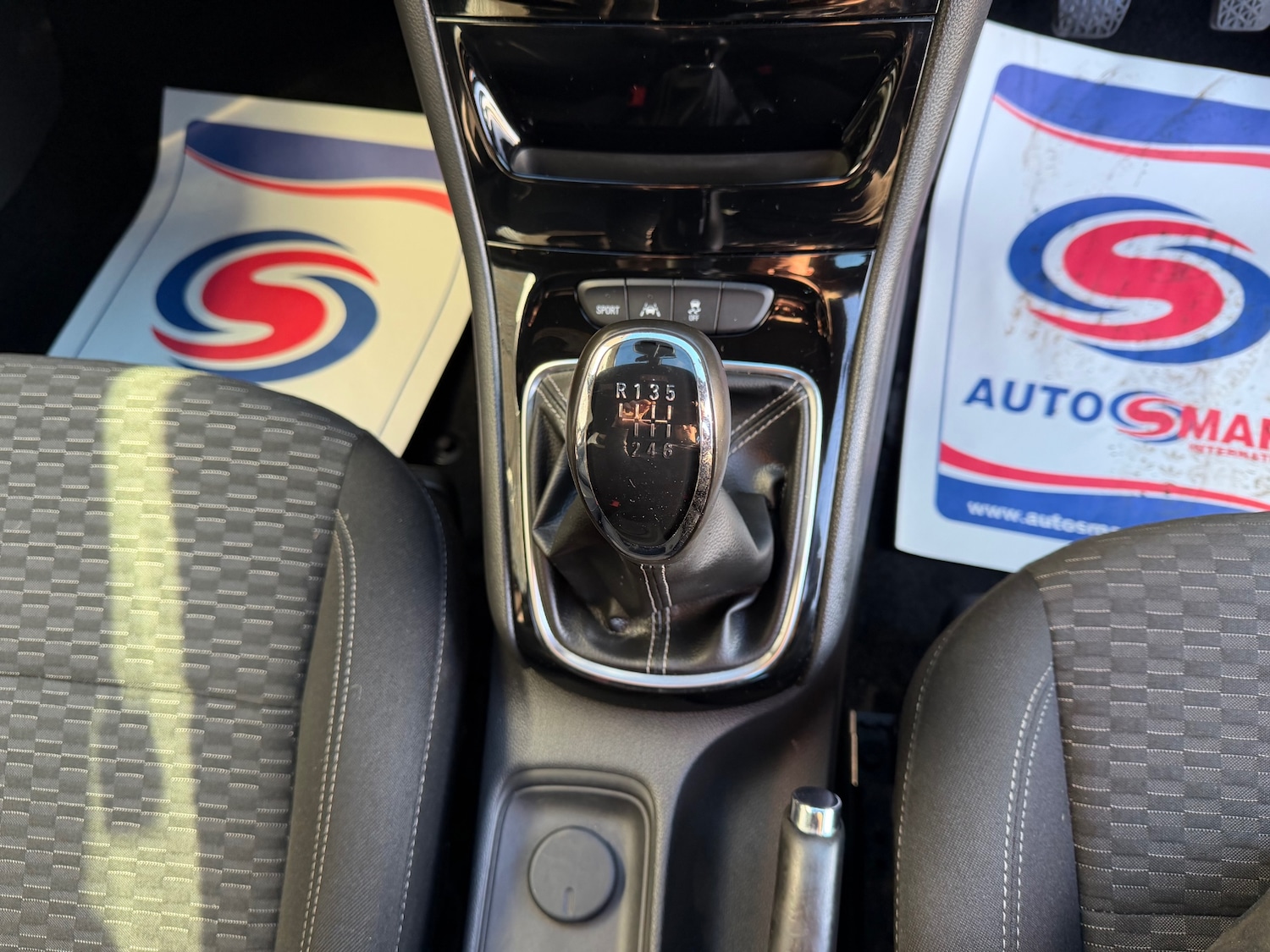 Used Vauxhall Astra 2017 for sale - 77000903: Photo 20