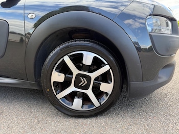 Used Citroen C4 Cactus 2015 for sale - 75486930: Photo