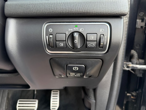 Used Volvo XC60 2013 for sale - 76218644: Photo 12