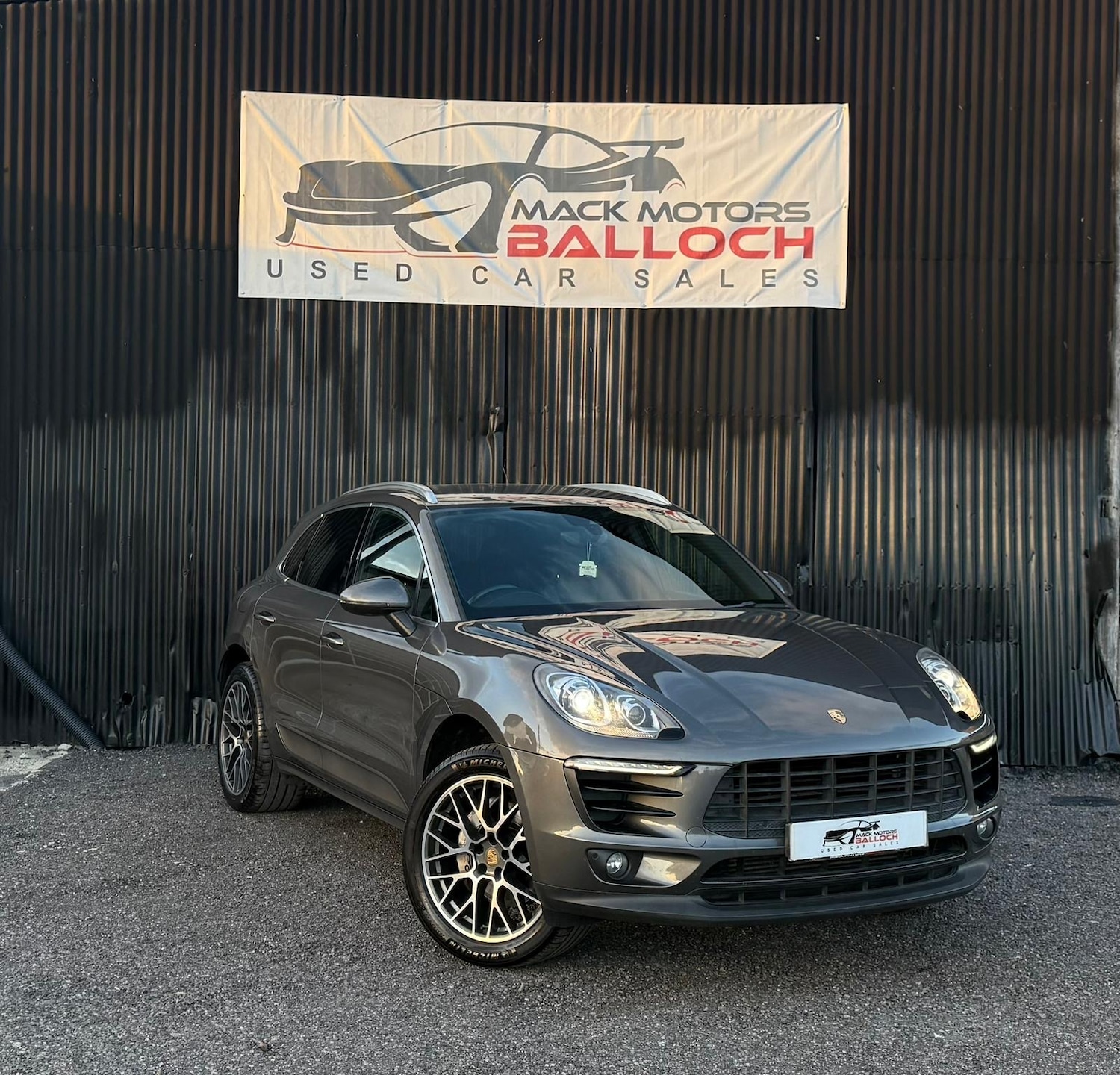 Used Porsche Macan 2015 for sale - 76101189: Photo 1