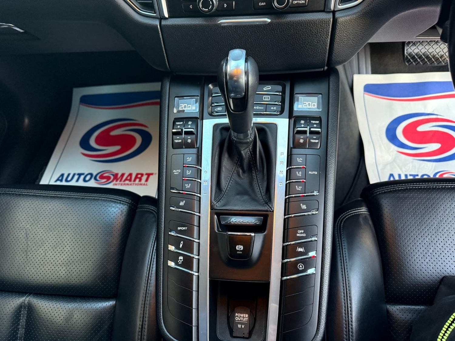 Used Porsche Macan 2015 for sale - 76101189: Photo 21