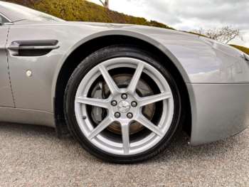 Used Aston Martin Vantage 2006 for sale - 74637032: Photo