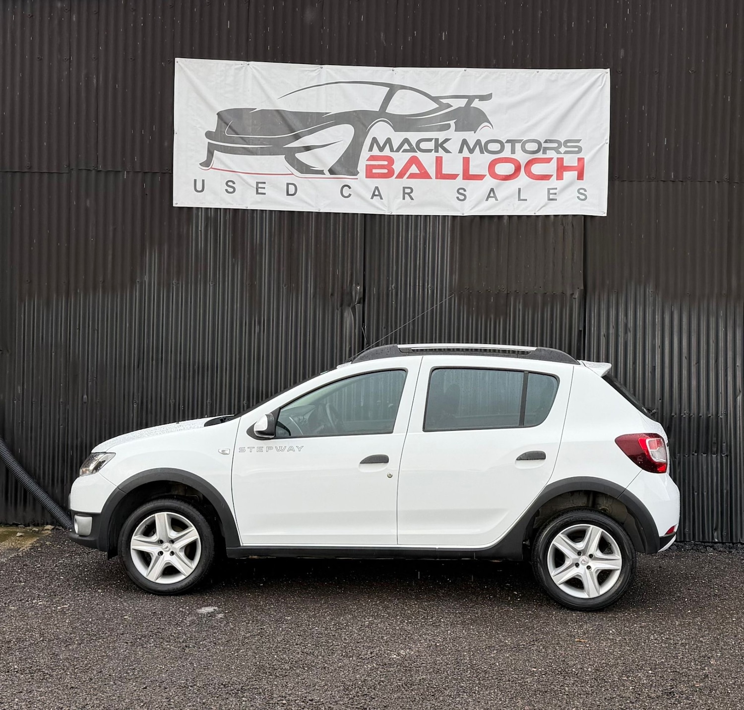 Used Dacia Sandero Stepway 2015 for sale - 76565216: Photo 8