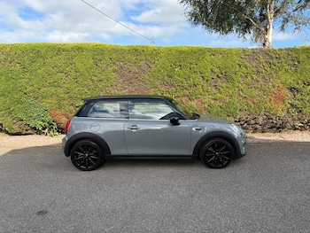Used MINI Hatch 2019 for sale - 75627347: Photo