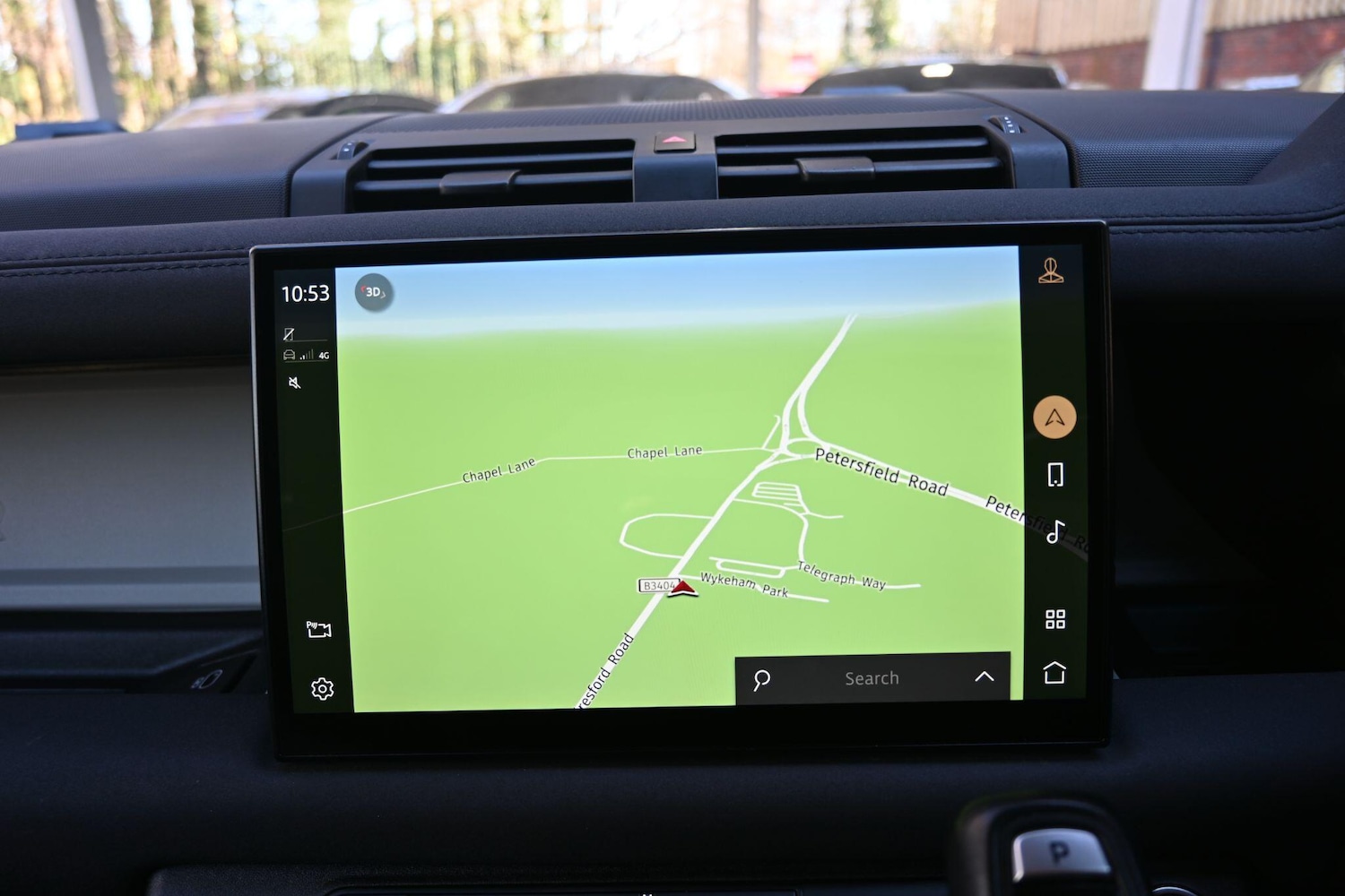 Used Land Rover Defender 2021 for sale - 77939569: Photo 11