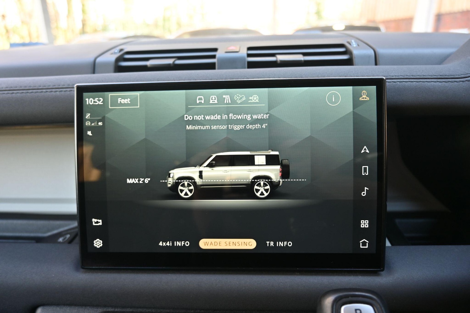 Used Land Rover Defender 2021 for sale - 77939569: Photo 14