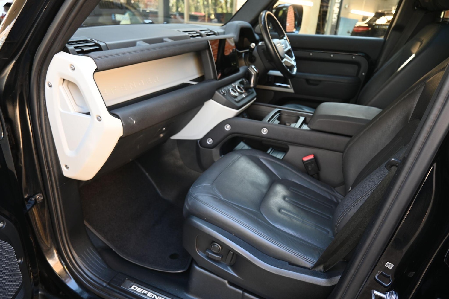 Used Land Rover Defender 2021 for sale - 77939569: Photo 20